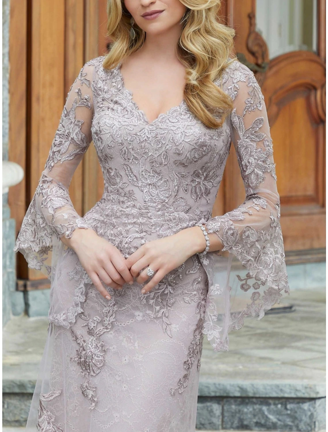 A-Line Mother of the Bride Dress Wedding Guest Elegant V Neck Floor Length Lace Long Sleeve with Ruching
