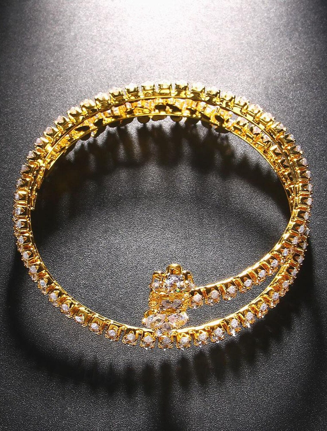 AerbaDress Women's Bracelet Layered Precious Luxury Rhinestone Bracelet Jewelry Silver / Gold For Gift Engagement