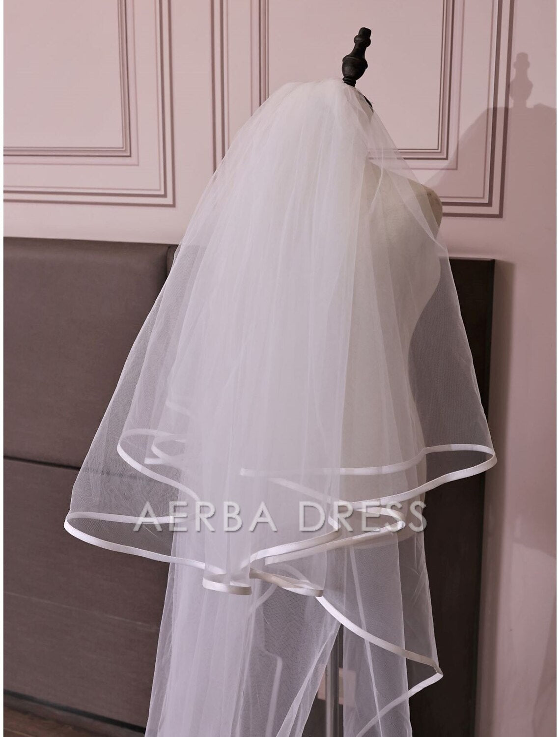 Aerba Dress High Quality Two-tier Vintage Sweet Wedding Veil Cathedral Veils Tier 137.8 in (350cm) Luxurious Tulle Veil