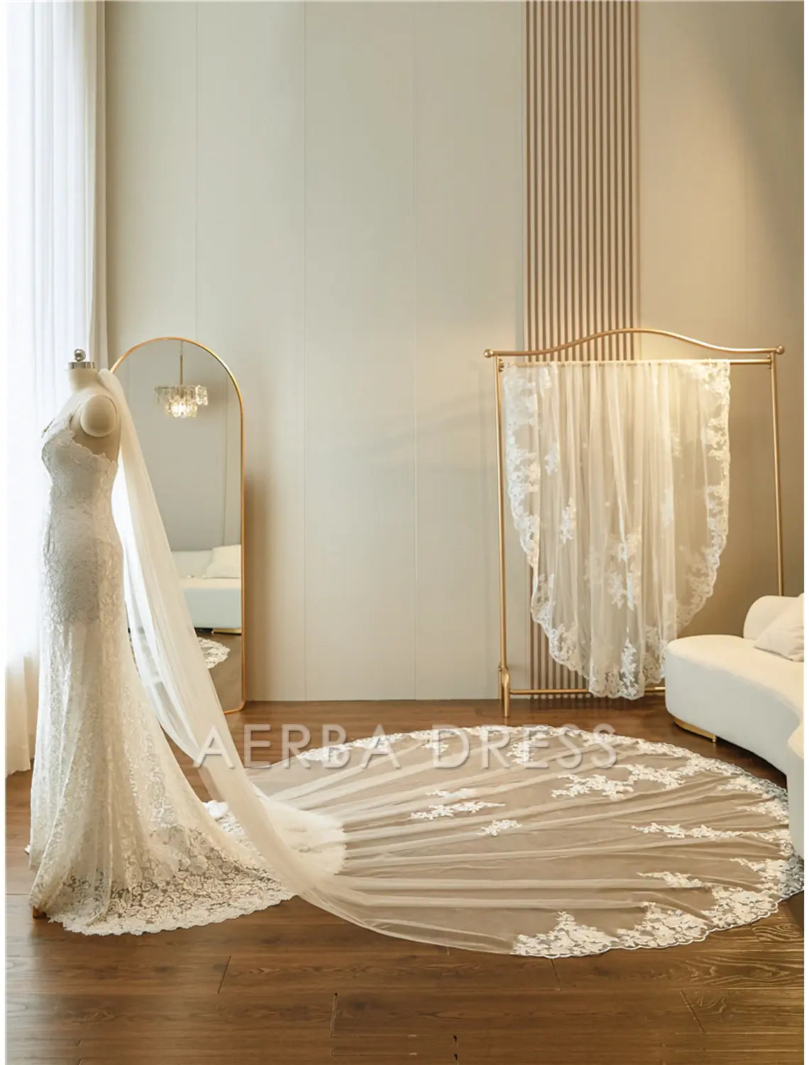 Aerba Dress High Quality One-tier Lace Applique Edge Wedding Veil Cathedral Veils Embroidery Appliques / Paillette 137.8 in (350cm) Gorgeous Tulle Veil