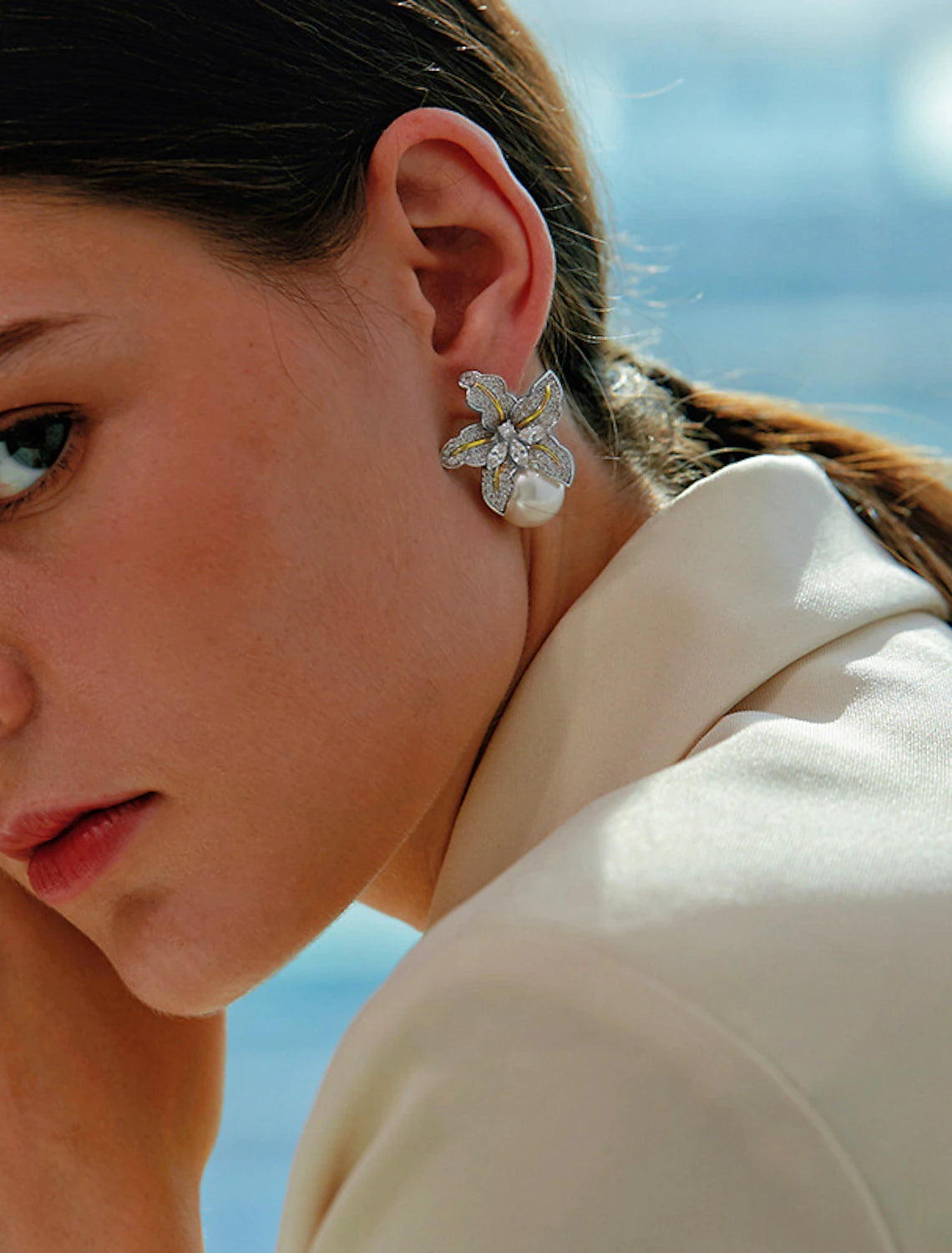 AerbaDress Women's Pearl Stud Earrings Fine Jewelry Classic Personalized Stylish Earrings Jewelry Gold / White For Gift Festival 1 Pair