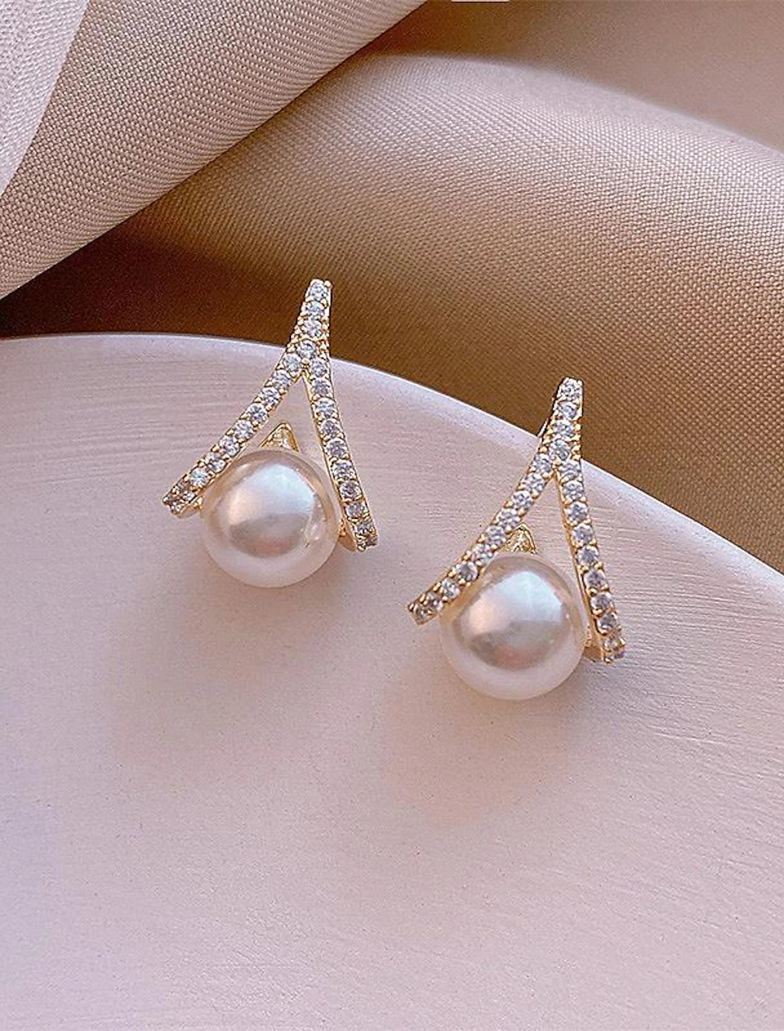 AerbaDress Women's Pearl Earrings Fine Jewelry Classic Stylish Romantic Earrings Jewelry Silver For Gift Festival 1 Pair