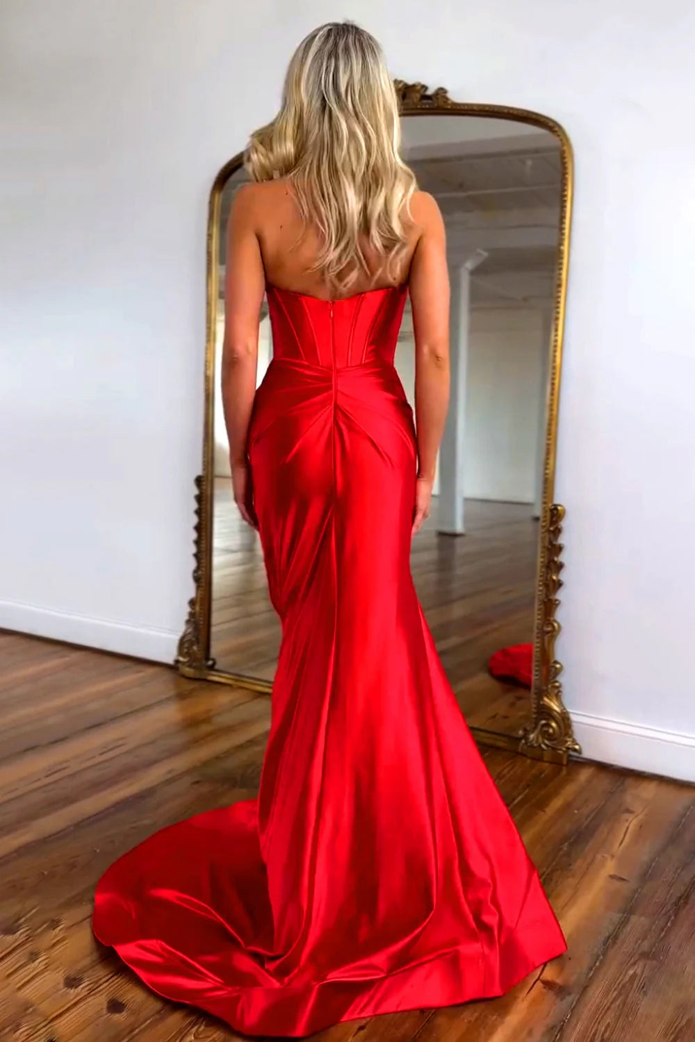 Glamorous Mermaid Strapless Bow Red Floor-Length Prom Dress