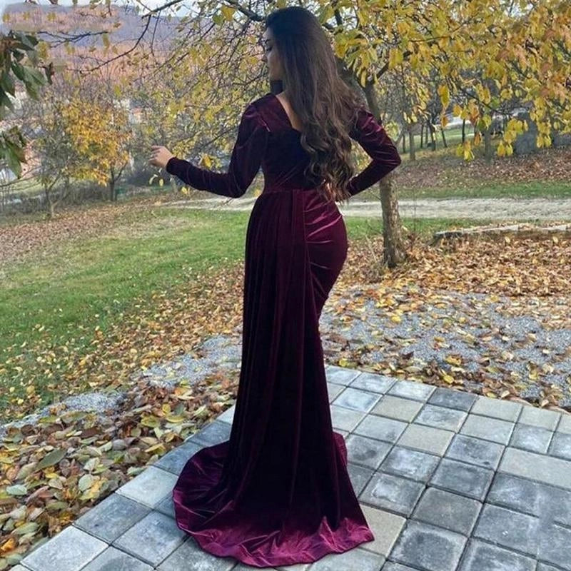 Glamorous Mermaid Sweetheart Long Sleeve Velvet Burgundy Prom Dress