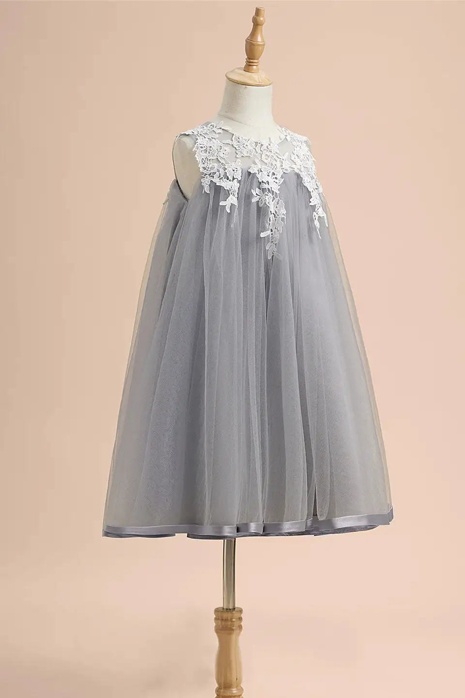 Wedding Flower Girl Dress Elegant A Line Crew Neck Sleeveless Lace Appliques Cute Girl Communion Formal Dress Princess Dress