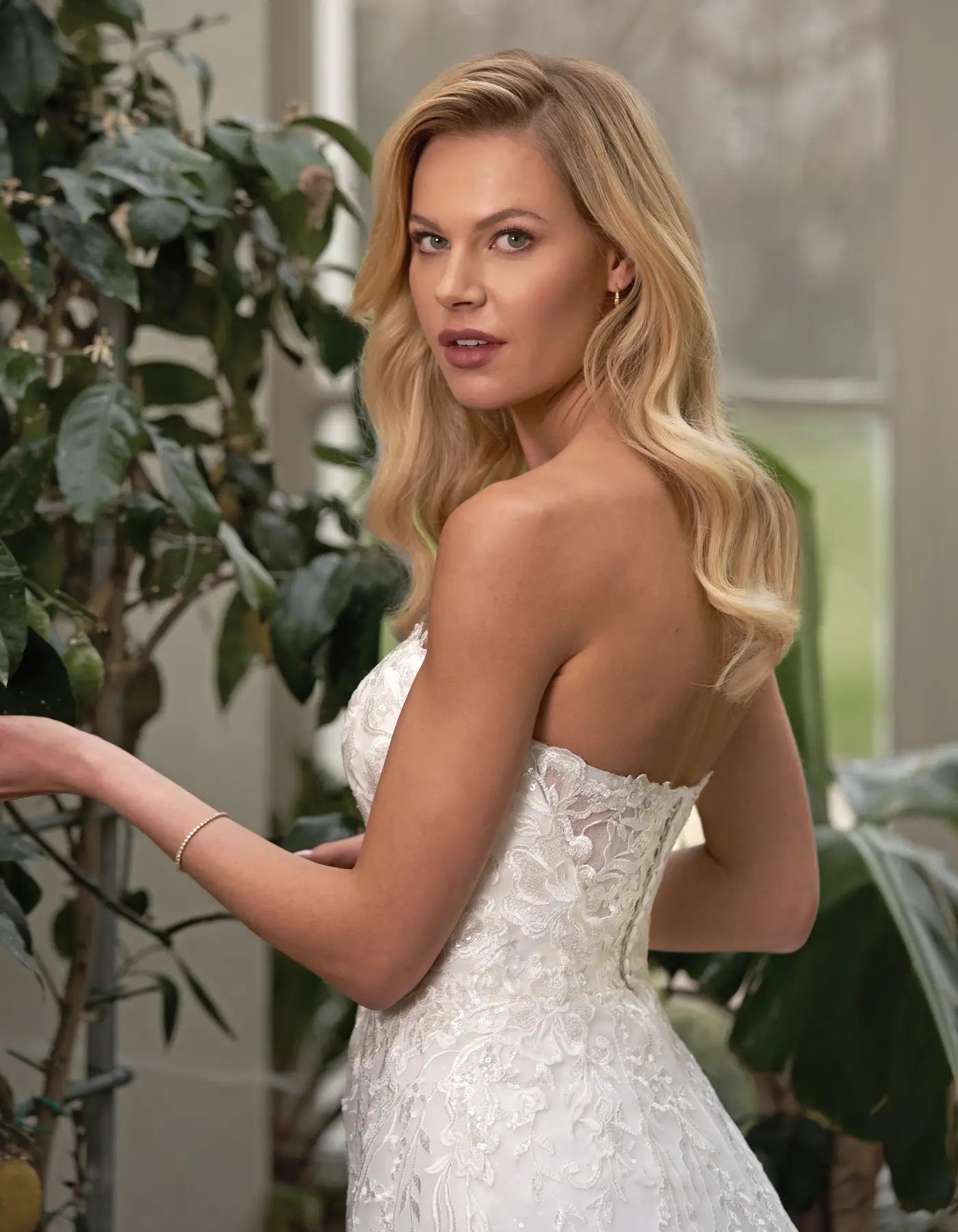 AerbaDress classic strapless lace a-line with sequin tulle