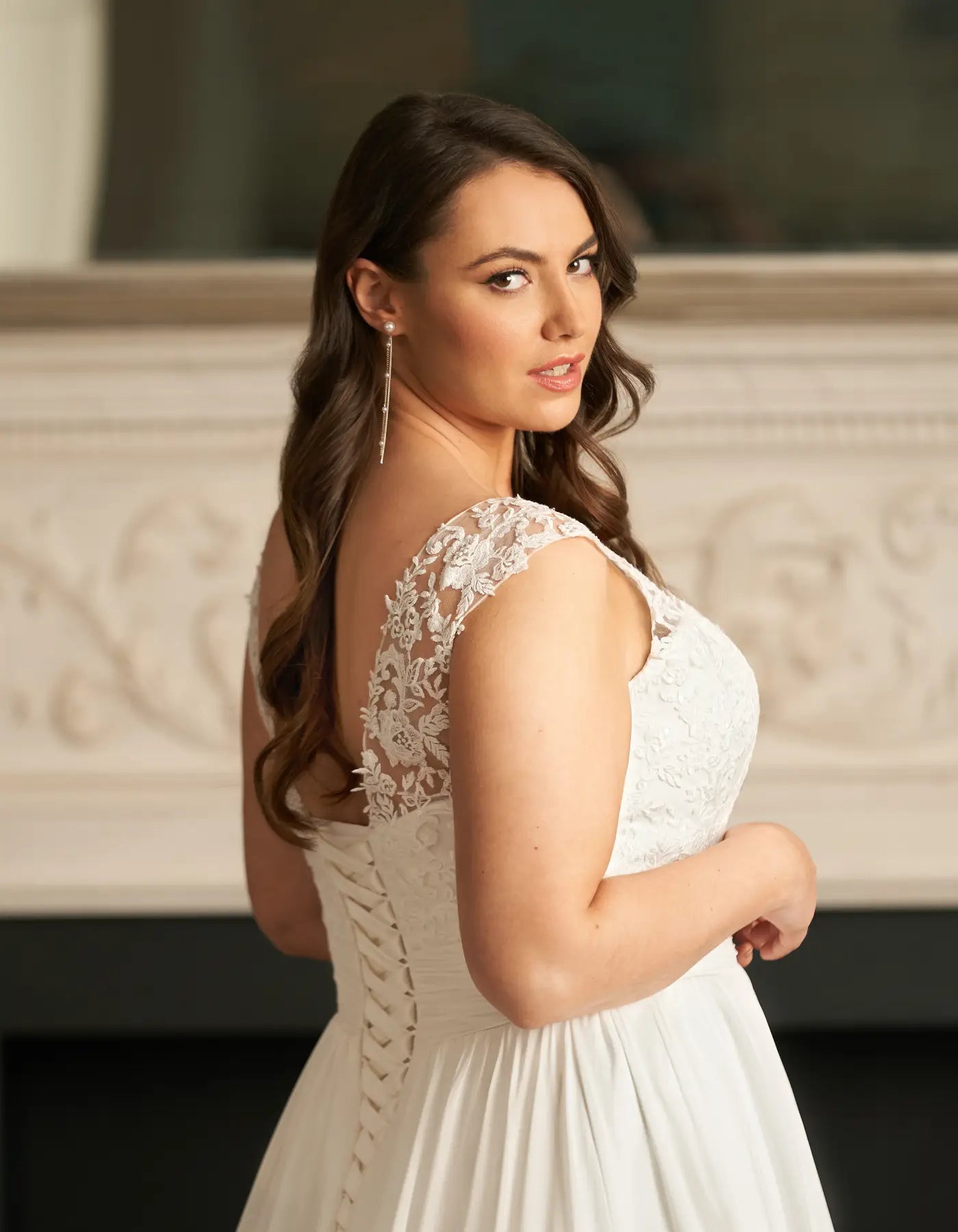 AerbaDress a slim a-line in chiffon and floral lace