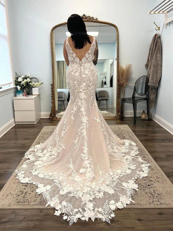 Straps Applique Mermaid Wedding Dresses With Detachable Skirt