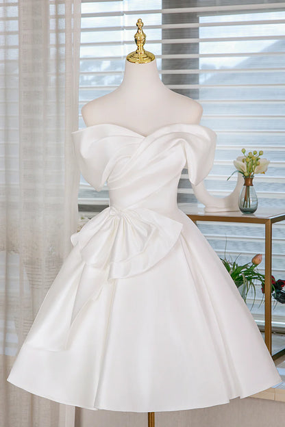 Fashion White Satin A-Line Off the Shoulder Sweetheart Neckline Pleated Bow Lovely Short Prom Dresses Formal Graduation Dress Homecoming Dresses