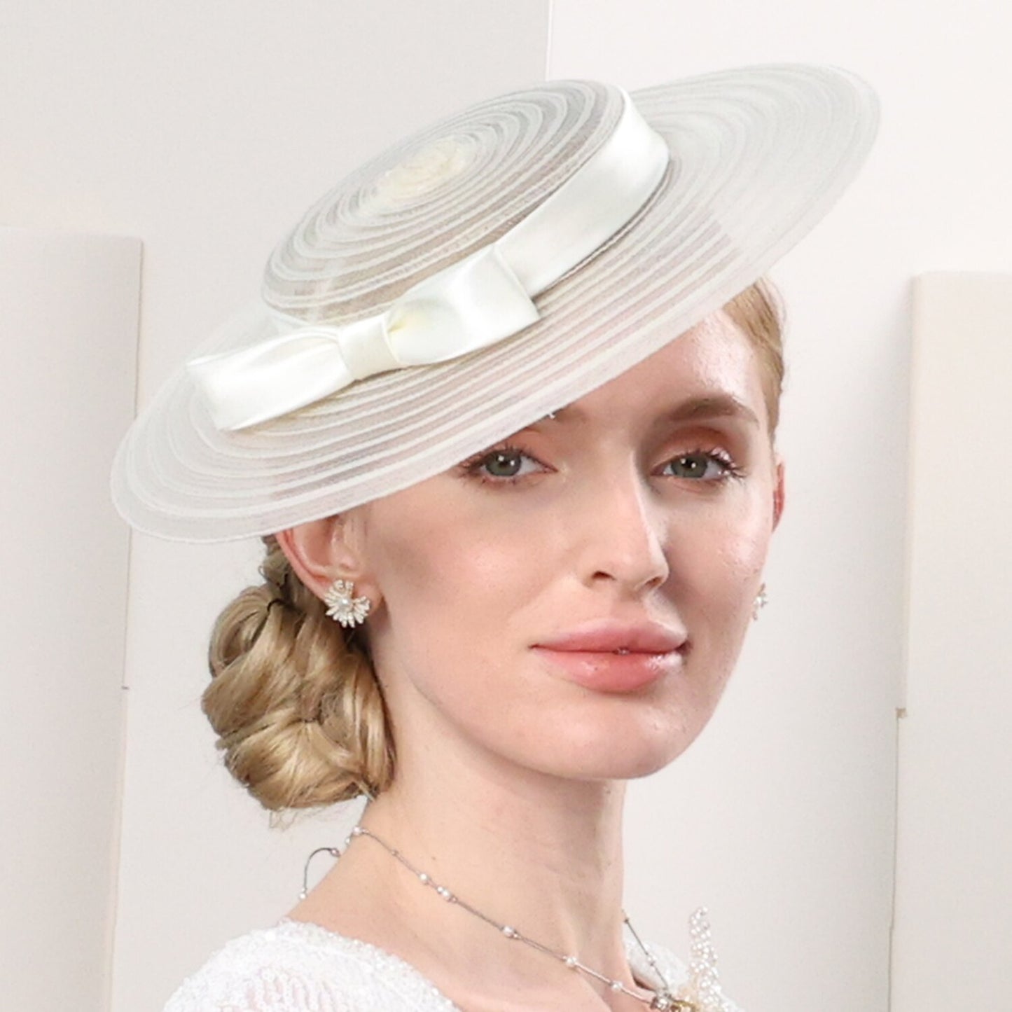 AerbaDress Headbands Hats Tulle Straw Hat Top Hat Tea Party Horse Race Romantic British With Bowknot Headpiece Headwear