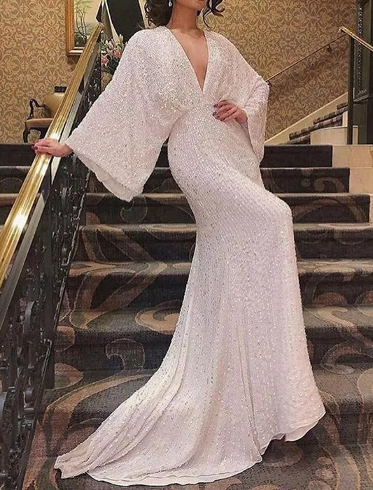 Sheath / Column Mother of the Bride Dress Simple Sparkle & Shine Plunging Neck Court Train Sequined