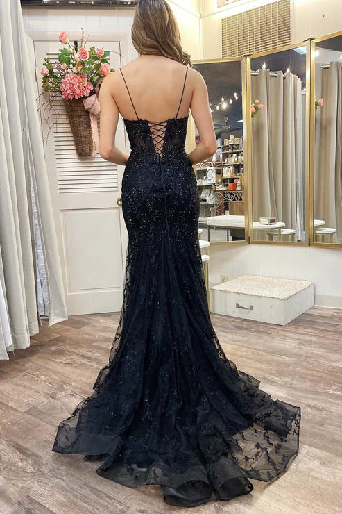 AerbaDress Black Prom Dresses Appliques Plunge V Lace-Up Trumpet Prom Gown
