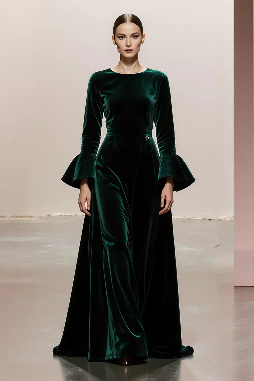 High Grade Dark Green A Line Round Neck Velvet with Long Sleeves Flared Sleeves Retro Long Formal Dress Hot Sale Evening Dress