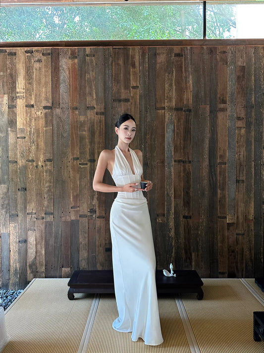 Elegant Mermaid Halter-Neck Lace-Up White Satin Long Evening Dresses