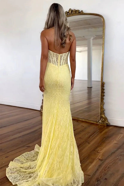 Elegant Mermaid Halter Sleeveless Lace Yellow Floor-Length Evening Dress