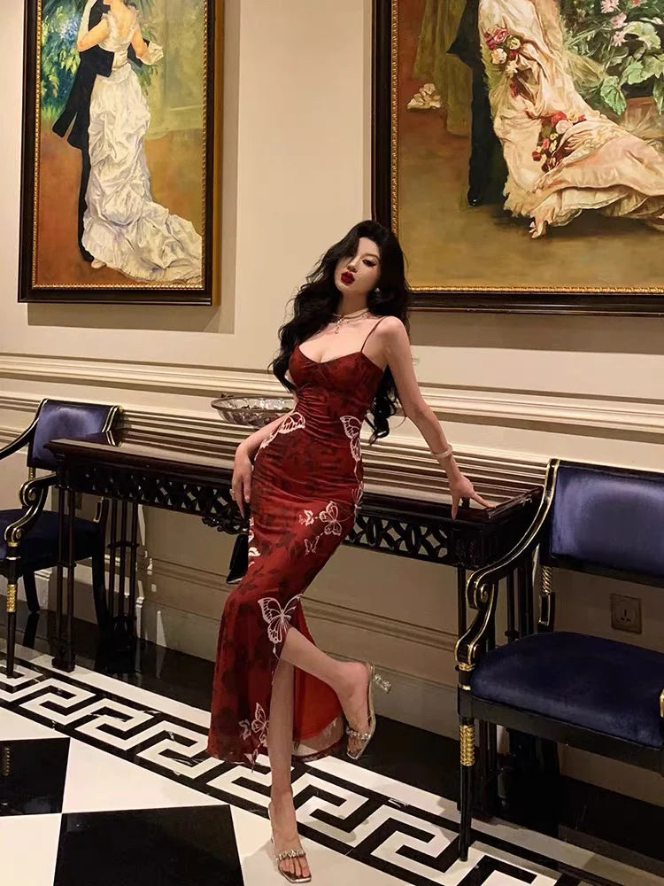 Glamorous Mermaid V-Neck Butterfly-Print Red Chiffon Long Prom Dresses