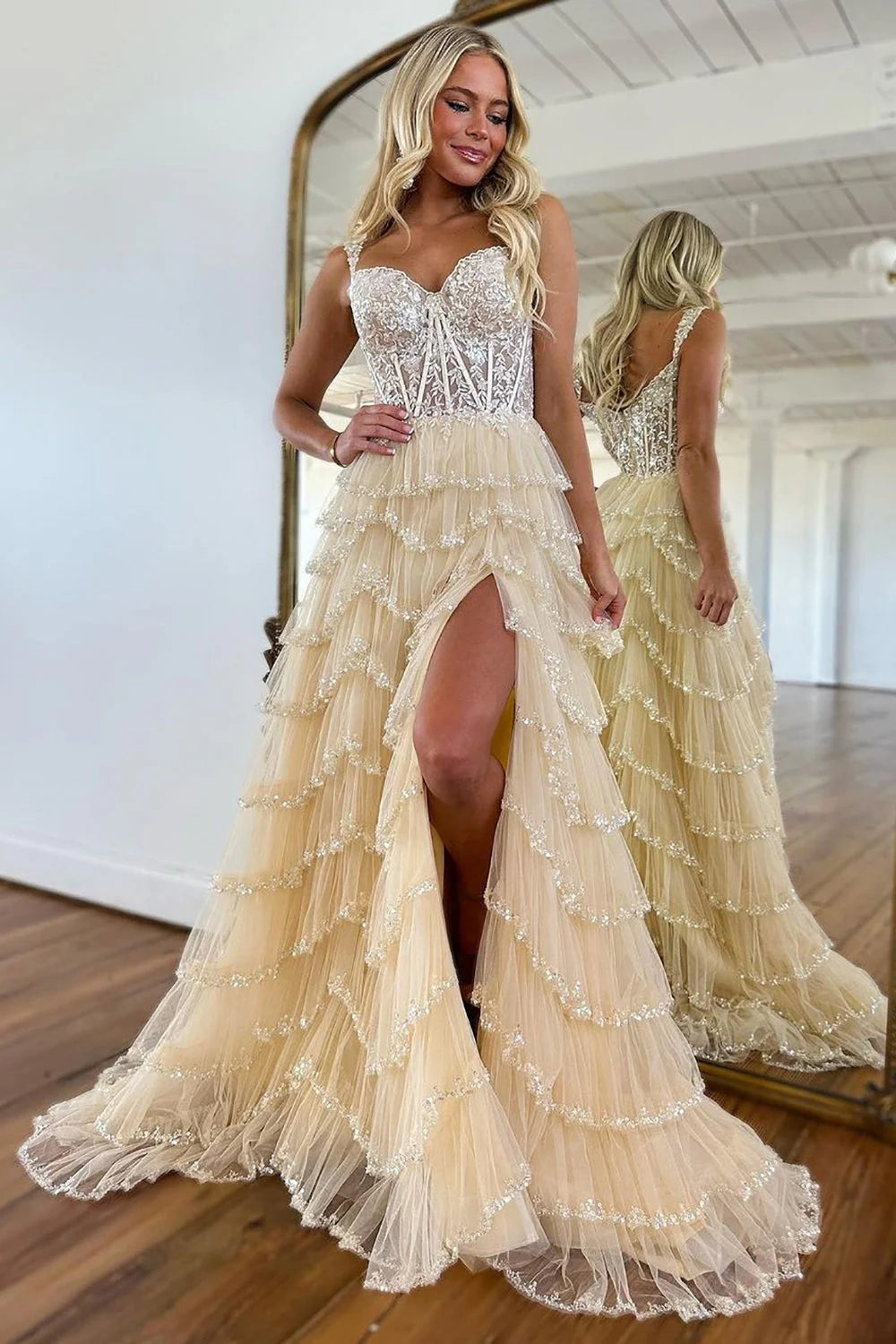 Glamorous Sweetheart Sleeveless Beaded Tiered Champagne Prom Dress