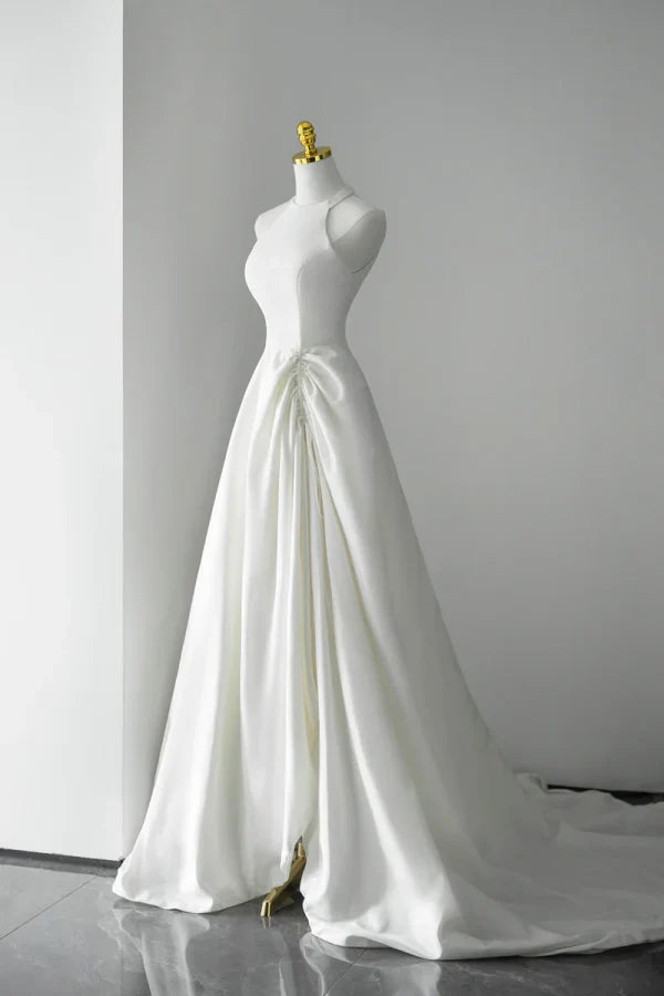 Minimalist Halter-Neck Sleeveless Ruched White Satin Long Prom Dresses