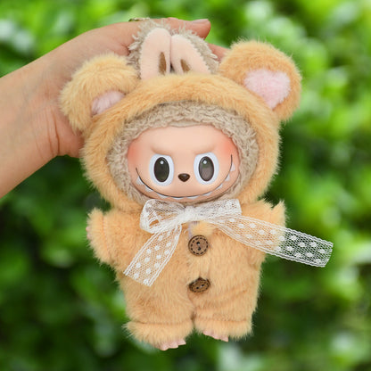 Handmade Labubu set can be paired with Labubu V1 Macaron and V2 seats with 17cm hanging accessories. Labubu plush teddy bear jumpsuit keychain and cute baby clothes (excluding dolls)