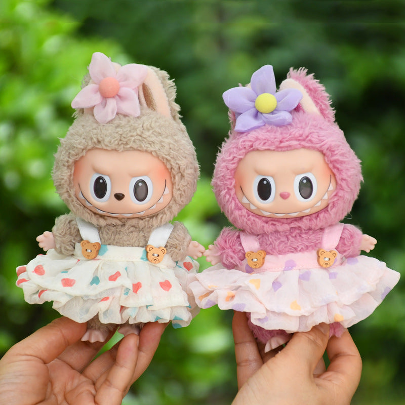 Handmade Labubu set can be paired with Labubu V1 Macaron and V2 seats 17cm canvas pendant clothes teddy bear wooden buckle yarn skirt labubu dressing for cute children (excluding dolls)