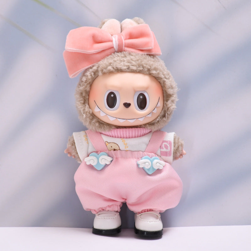 Handmade Labubu set can be paired with Labubu V1 Macaron and V2 seats with heart-shaped cloud shoulder pants set and Labubu doll clothing replacement (excluding dolls)