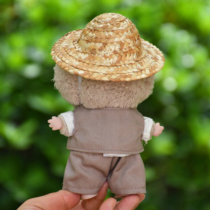 Handmade Labubu set can be paired with Labubu V1 Macaron and V2 seats with a 17cm vinyl pendant It is a gentleman's suit set with a straw hat and can be changed with Labubu (excluding dolls)