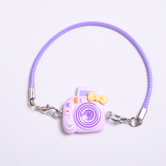 Handmade Labubu set can be paired with Labubu V1 Macaron and V2 seats with Labubu camera equipment (excluding dolls)