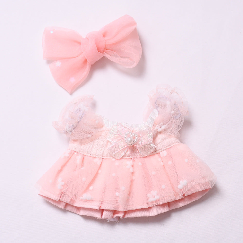 Handmade Labubu set can be paired with Labubu V1 Macaron and V2 seats with pink floral gauze skirt set and Labubu doll outfit (excluding dolls)