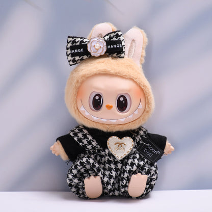 Handmade Labubu set can be paired with Labubu V1 Macaron and V2 seats blind box Labubu pendant clothes heart-shaped checkered overalls Labubu doll clothing replacement (excluding dolls)