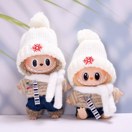 Handmade Labubu set can be paired with Labubu V1 Macaron and V2 seats featuring a furry striped scarf and a Labubu doll outfit (excluding dolls)