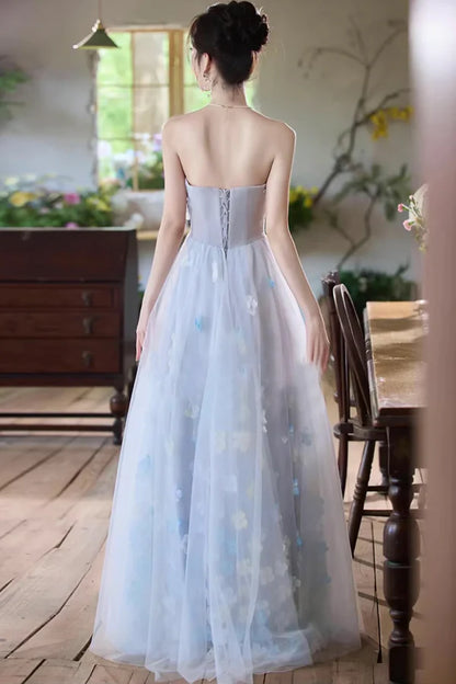 Romantic A-Line Strapless Floral-Appliquéd Light Blue Tulle Prom Dresses