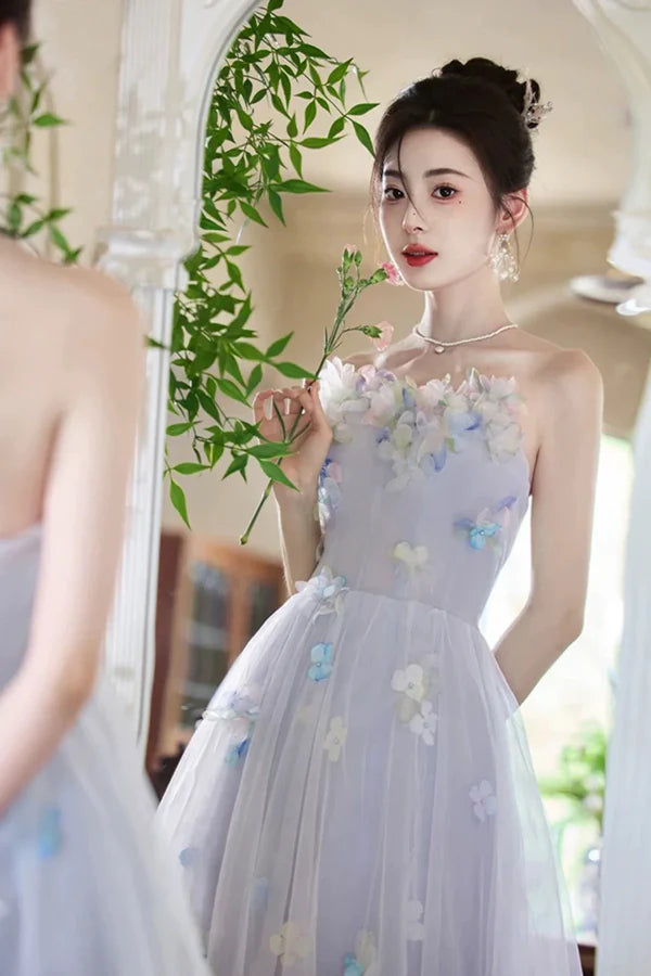 Romantic A-Line Strapless Floral-Appliquéd Light Blue Tulle Prom Dresses