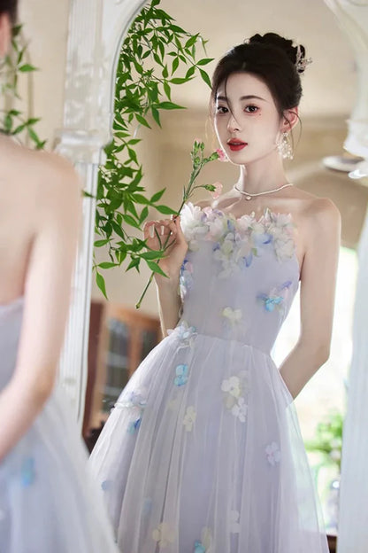 Romantic A-Line Strapless Floral-Appliquéd Light Blue Tulle Prom Dresses