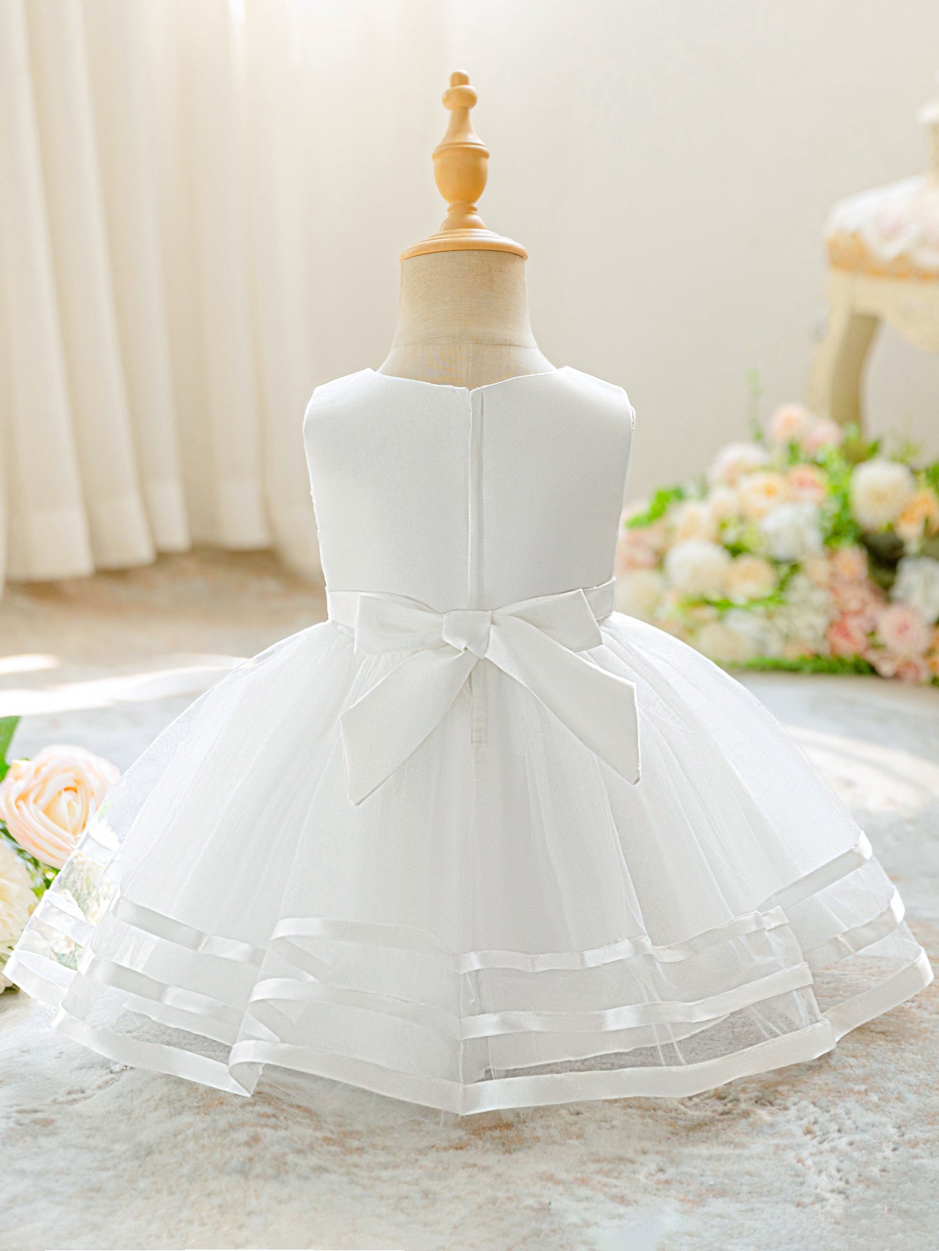 AERBA DRESS Wedding Flower Girl Dress Baby Girl Christening Dress Sleeveless Lace Gown Dress Elegant Princess Dress