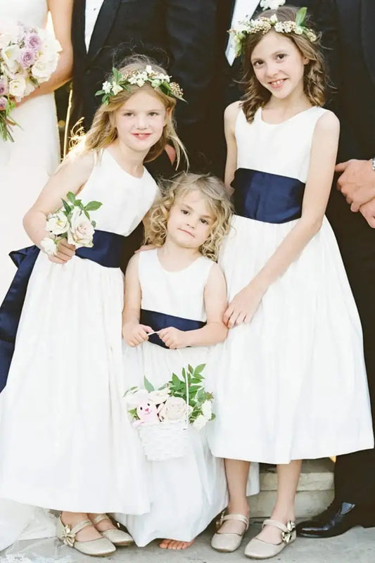 Wedding Flower Girl Dress A-line Round Neck Sleeveless with Navy Blue Ribbon Bow Girl Communion Formal Dress Princess Dress