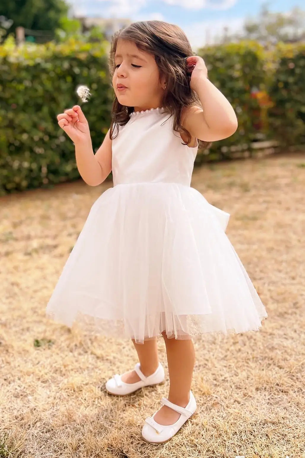 Wedding Flower Girl Dress A Line Beaded Crew Neck Sleeveless V Back Cute Girl Communion Formal Dress Princess Dress