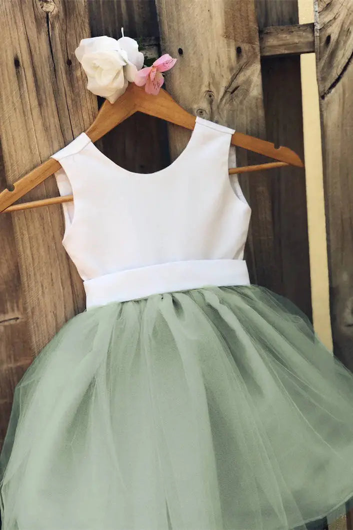 Wedding Flower Girl Dress A Line Round Neck Sleeveless Cute with Bow Girl Communion Formal Dress Princess Dress