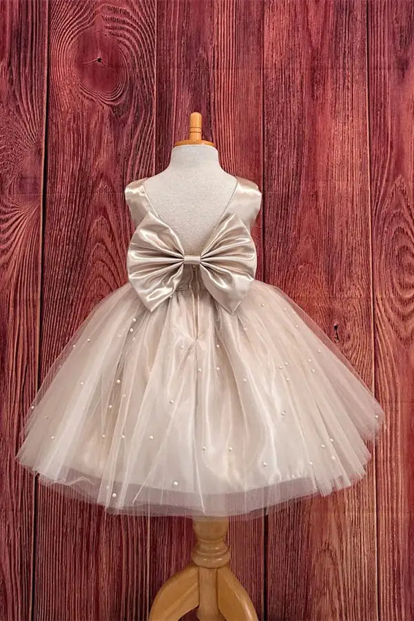 Wedding Flower Girl Dress A Line Round Neck Sleeveless with Pearls V-Back With Bow Adorable Girl Communion Formal Dress Princess Dress