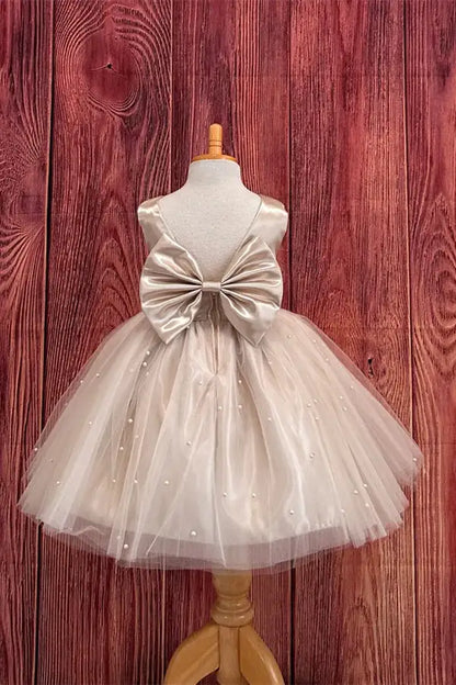 Wedding Flower Girl Dress A Line Round Neck Sleeveless with Pearls V-Back With Bow Adorable Girl Communion Formal Dress Princess Dress