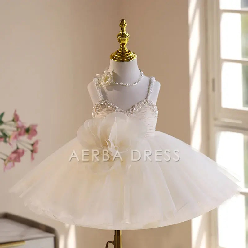 Wedding Flower Girl Dress Exquisite A Line Spaghetti Strap V Neck 3D Flower Beadwork Girl One-Year-Old Birthday Party Dress Cute Girl Princess Dress