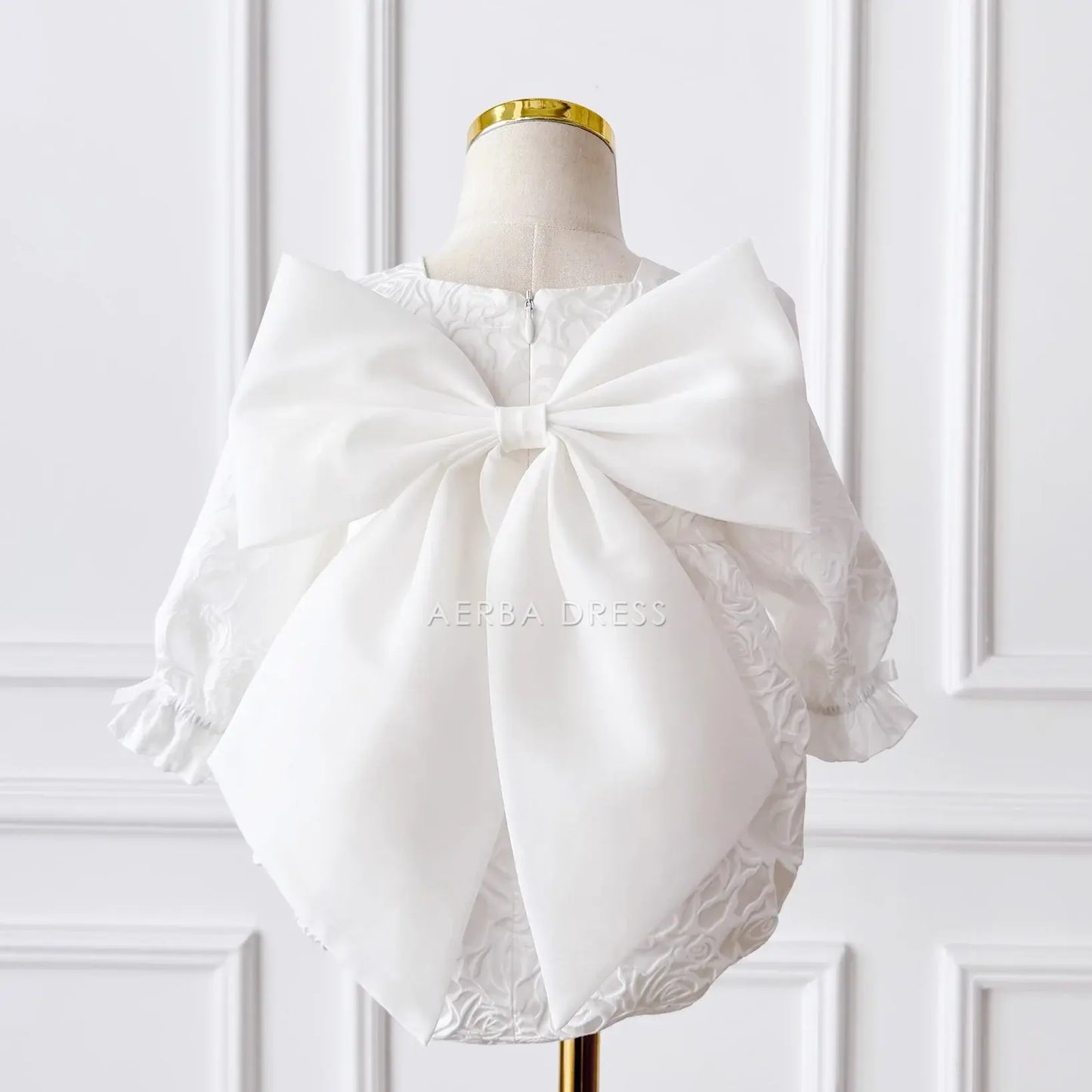 Wedding Flower Girl Dress Square Neck Long sleeves Baby Wrap Buttocks Bow Girl One-Year-Old Birthday Party Dress Cute Princess Dress