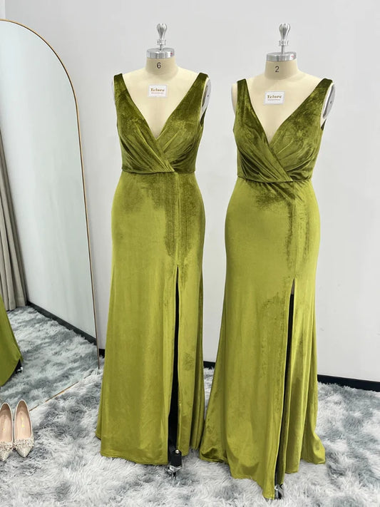 AerbaDress Wide Straps V-neck Ruched Velvet Bridesmaid Dress