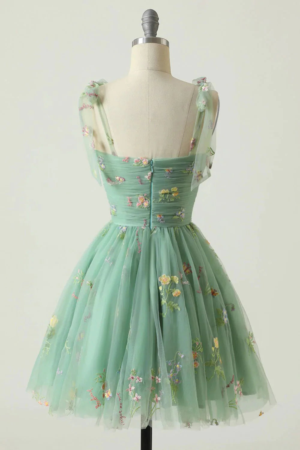 AerbaDress Green Short A-Line Homecoming Dress With Embroidery