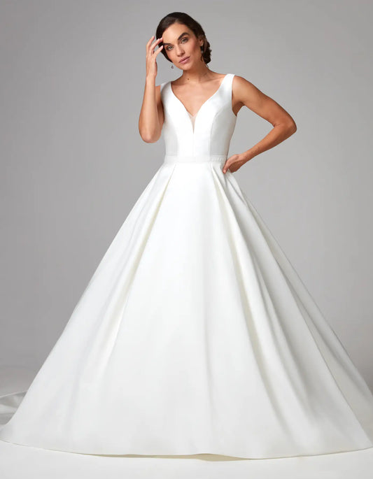 AerbaDress a crisp mikado ball gown with statement lace back