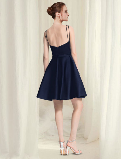 A-Line Cocktail Dresses Black Dress Homecoming Party Wear Short / Mini Sleeveless Scoop Neck Satin with Pleats
