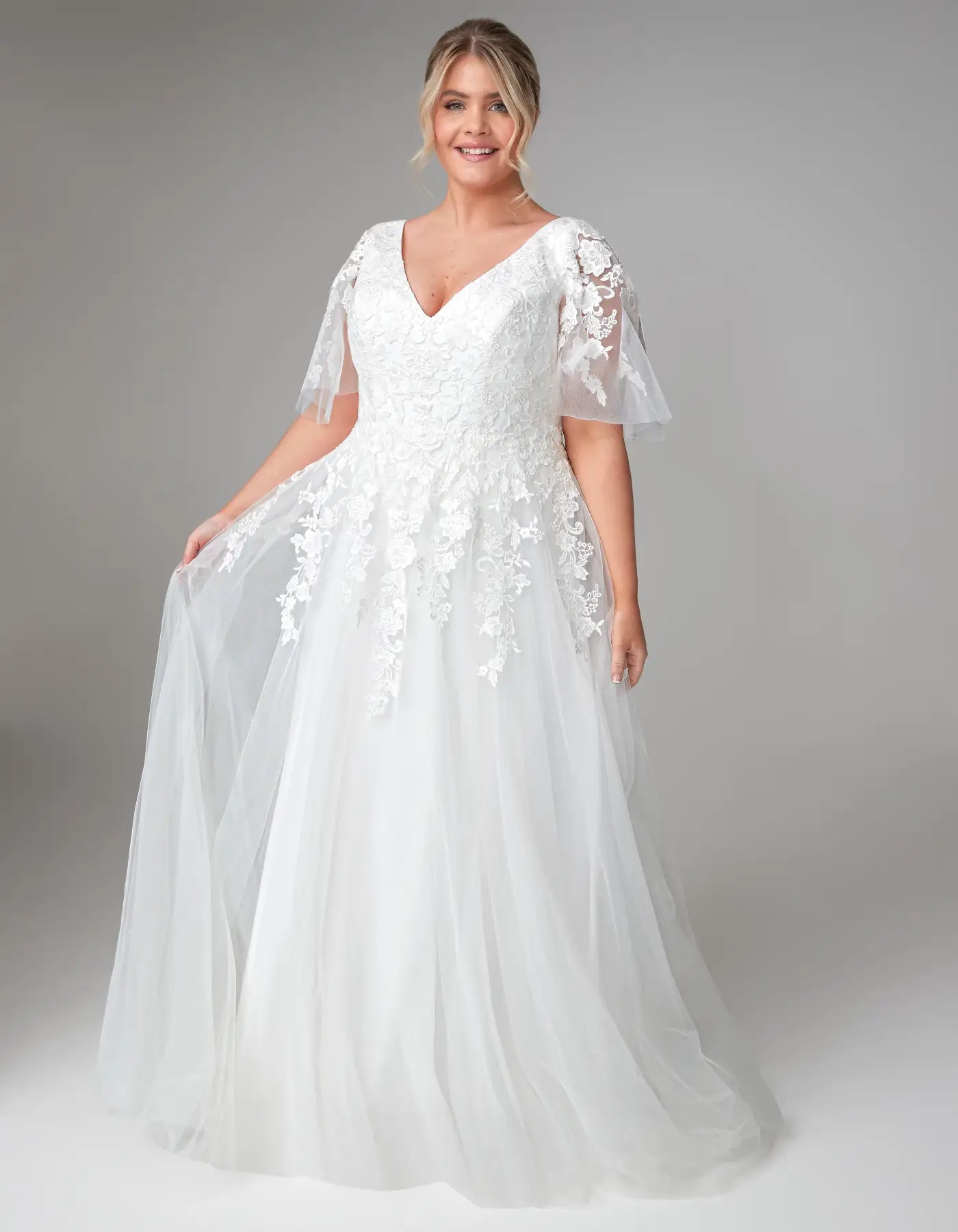AerbaDress a floaty gown with angel sleeves Wedding Dresses