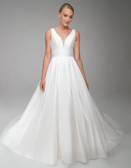 AerbaDress a statement mikado gown with pockets