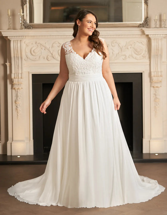 AerbaDress a slim a-line in chiffon and floral lace