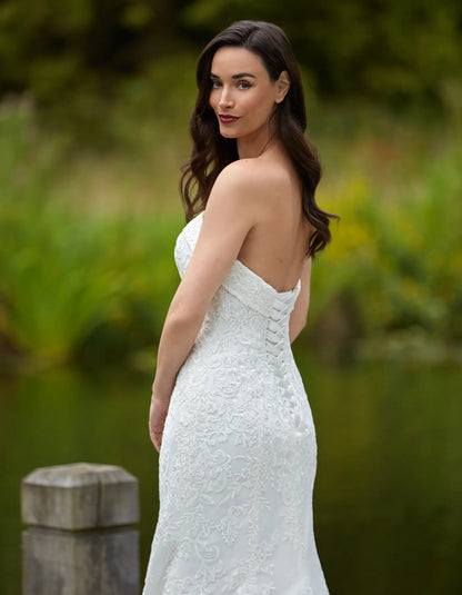 AerbaDress a strapless mermaid gown with cuffed neckline Wedding Dresses