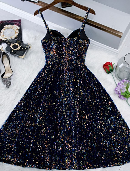 A-Line Sparkle Shine Holiday Cocktail Party Dress Strap Sleeveless Knee Length Sequined